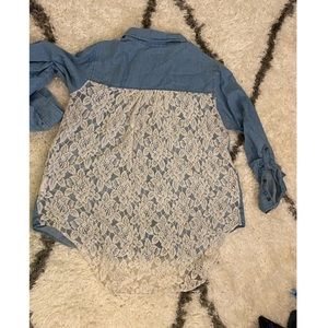 ✨❗️EVERYTHING MUST GO❗️✨ Altar’d state jean & lace back MAKE AN OFFER